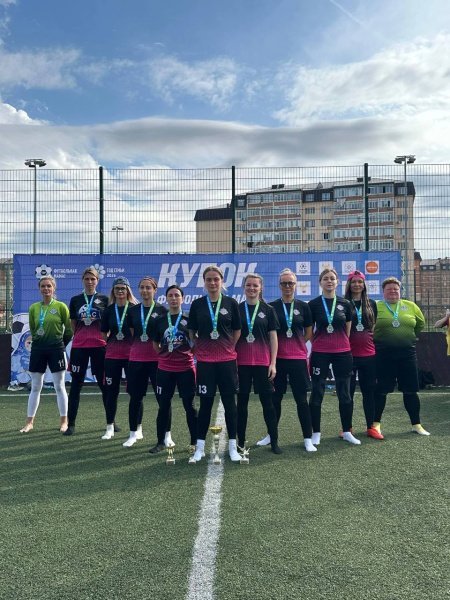 Домодедовский ЖФК «Авангард» взял серебро на всероссийском футбольном турнире среди женских команд «Кубок футбольных мам».