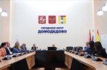 Председатель Совета депутатов Ковалевский Леонид Павлович начал курс лекций по основам социального управления для представителей Молодёжного парламента