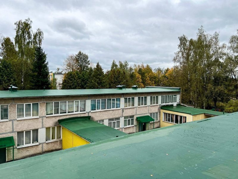 В дошкольном отделении «Рябинка» завершён ремонт кровли и межпанельных швов