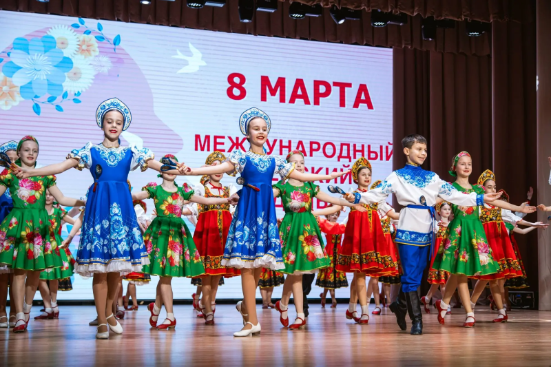 В преддверии Международного женского дня в Домодедово прошёл праздничный концерт для жительниц округа