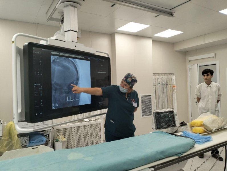 Школьники 10 медицинского класса школы №4 посетили Домодедовскую центральную больницу! 