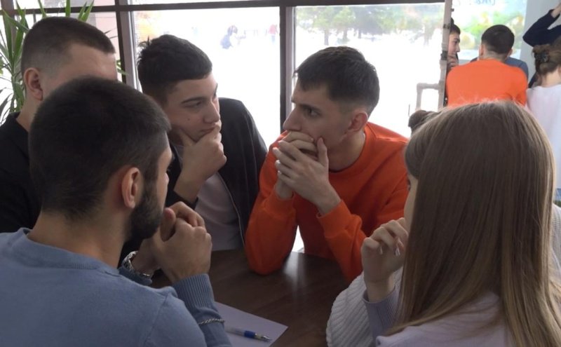 Интеллектуальная игра «Что? Где? Когда?» прошла в Домодедовском филиале РГГУ