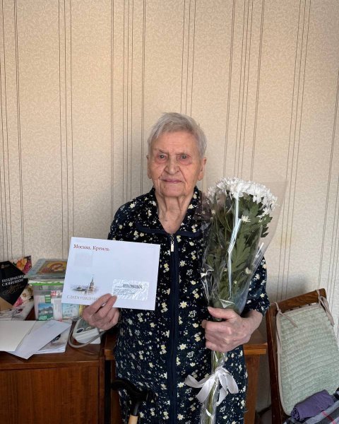 С 95-летием поздравили жительницу домодедовского микрорайона Западный