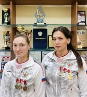 Спортсменки Мария Егорова и Екатерина Вальчук получили знаки отличия Министерства физической культуры и спорта Московской области «Спортивная доблесть» I-степени
