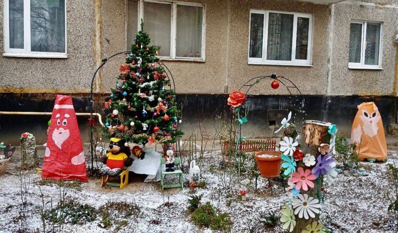 В Домодедово определили самый нарядный подъезд!