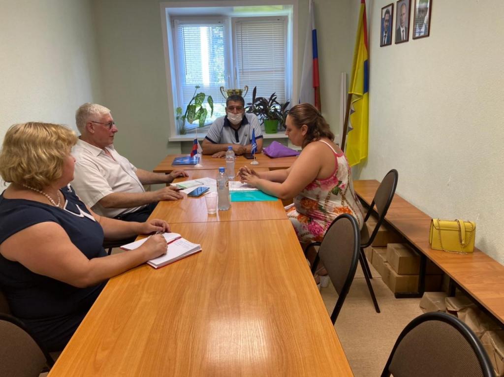 Рагимов прием 4.jpg Рагимов прием 4.jpg