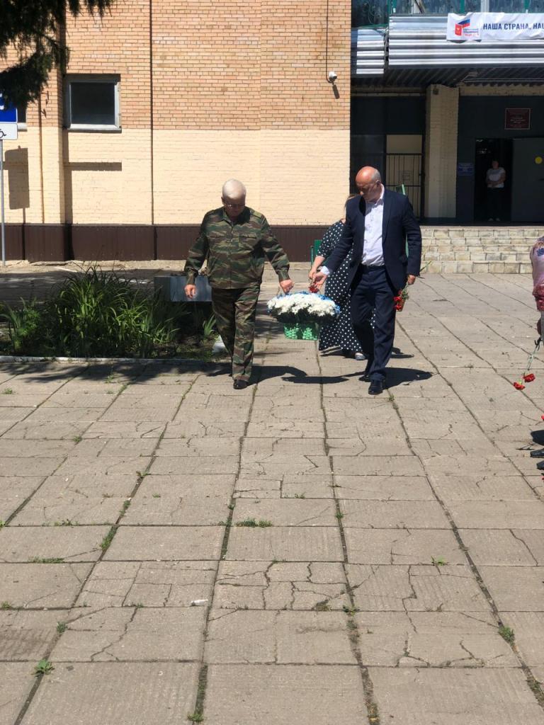Гудков 1.jpg Гудков 1.jpg